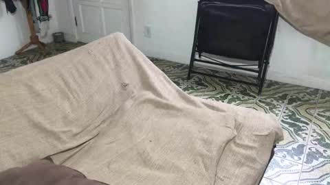 Snapshot of lucifer_curious chatting on 10/04/25, 06:17 lucifer_curious online show from 10/04/25, 06:17