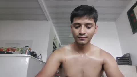 Snapshot of lucifferr_ chatting on 03/26/26, 09:53 leonel online show from 03/26/26, 09:53