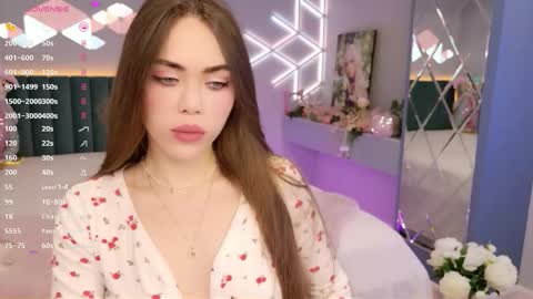 Snapshot of lucifiella chatting on 03/27/26, 06:18 MimiFors online show from 03/27/26, 06:18