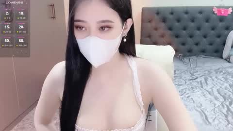 Snapshot of lucii04 chatting on 01/18/26, 05:28 lucii04 online show from 01/18/26, 05:28