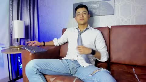 Leo online show from 01/25/25, 11:02