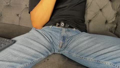 Leo online show from 02/17/25, 02:26