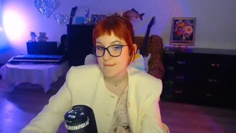 Lexa online show from 05/10/26, 06:46