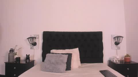 Snapshot of lucio__fox chatting on 09/22/25, 11:45 Lucio online show from 09/22/25, 11:45