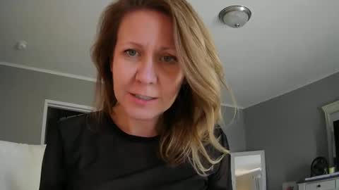 lucious_stace online show from 01/09/25, 06:04