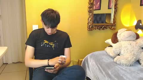 luckk_ online show from 05/08/26, 04:40