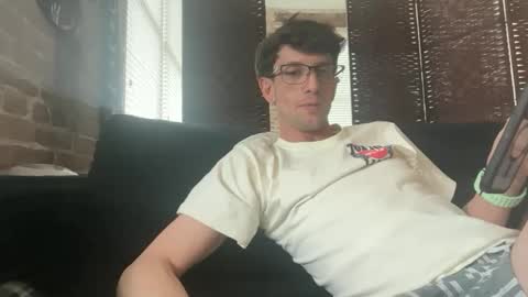 Snapshot of lucky_bme chatting on 03/10/26, 09:09 lucky_bme online show from 03/10/26, 09:09