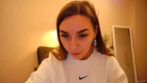 lucky_foryou_baby online show from 01/19/25, 04:36