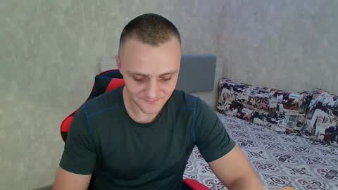 Ethan online show from 12/30/24, 08:47