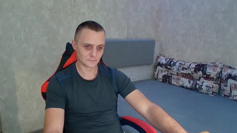 Ethan online show from 01/03/25, 06:46