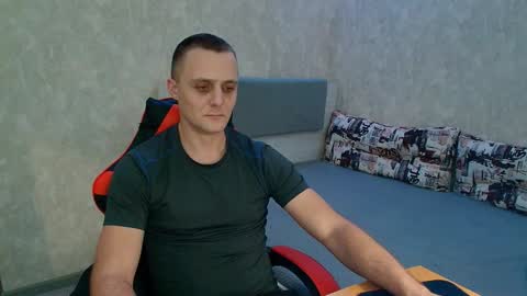 Ethan online show from 01/08/25, 03:40