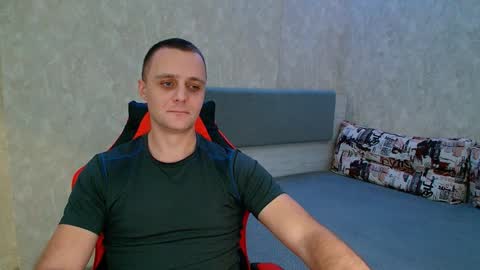 Ethan online show from 01/11/25, 06:44