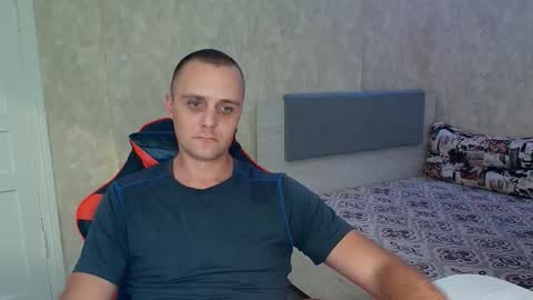 Ethan online show from 09/08/25, 06:51