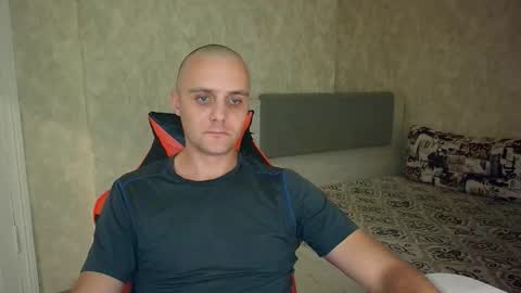 Ethan online show from 10/02/25, 11:01