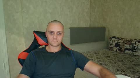 Ethan online show from 10/03/25, 10:07