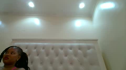 Snapshot of lucky_joy chatting on 03/21/26, 04:28 Lucky joy online show from 03/21/26, 04:28