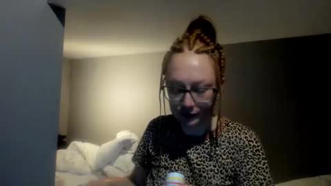 lucky_licky20 online show from 03/05/26, 04:30