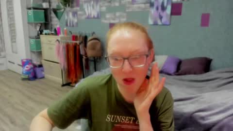 lucky_licky20 online show from 04/24/26, 02:14