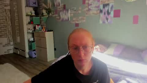 lucky_licky20 online show from 06/24/26, 01:48