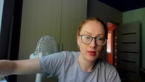 lucky_licky20 online show from 07/14/26, 01:52