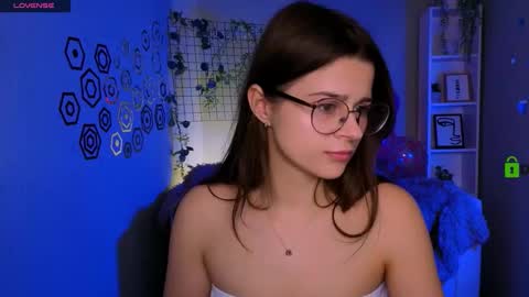 Snapshot of luckybabymeow chatting on 02/24/26, 08:40 Mila Sweetheart online show from 02/24/26, 08:40