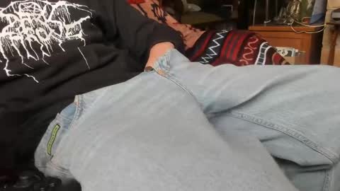 Snapshot of luckydrakex chatting on 01/11/25, 01:11 Lucky online show from 01/11/25, 01:11