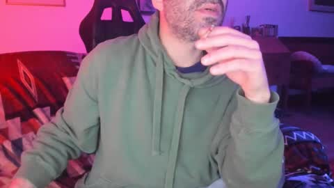 Snapshot of luckydrakex chatting on 01/12/25, 12:49 Lucky online show from 01/12/25, 12:49