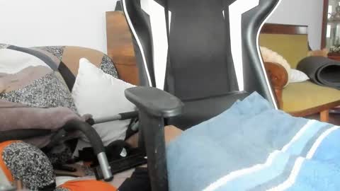 Snapshot of luckydrakex chatting on 01/21/25, 09:13 Lucky online show from 01/21/25, 09:13