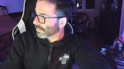 Snapshot of luckydrakex chatting on 01/21/25, 06:45 Lucky online show from 01/21/25, 06:45