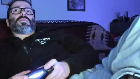 Snapshot of luckydrakex chatting on 02/04/25, 07:33 Lucky online show from 02/04/25, 07:33