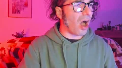 Snapshot of luckydrakex chatting on 02/13/25, 07:10 Lucky online show from 02/13/25, 07:10