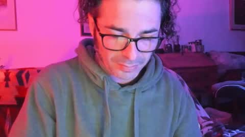 Snapshot of luckydrakex chatting on 02/14/25, 06:51 Lucky online show from 02/14/25, 06:51