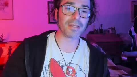 Snapshot of luckydrakex chatting on 02/15/25, 06:44 Lucky online show from 02/15/25, 06:44