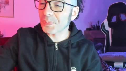 Snapshot of luckydrakex chatting on 02/20/25, 09:53 Lucky online show from 02/20/25, 09:53