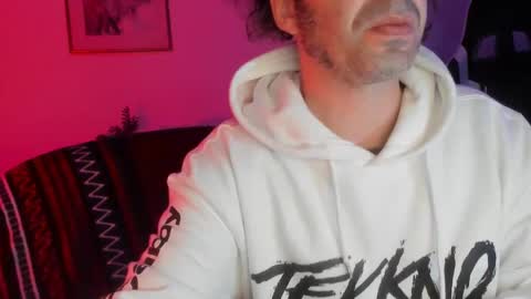 Snapshot of luckydrakex chatting on 02/23/25, 12:08 Lucky online show from 02/23/25, 12:08