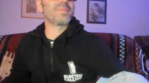 Snapshot of luckydrakex chatting on 09/09/25, 08:30 Lucky online show from 09/09/25, 08:30