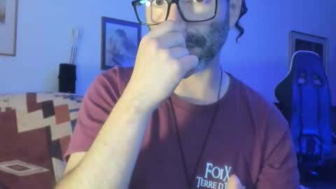 Snapshot of luckydrakex chatting on 09/18/25, 06:32 Lucky online show from 09/18/25, 06:32