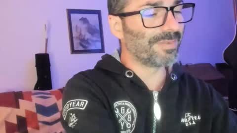 Snapshot of luckydrakex chatting on 09/23/25, 06:44 Lucky online show from 09/23/25, 06:44