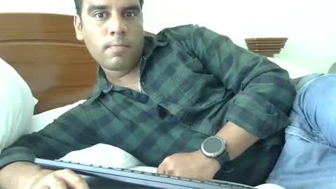 Snapshot of luckyfinalone chatting on 09/12/25, 04:29 luckyfinalone online show from 09/12/25, 04:29