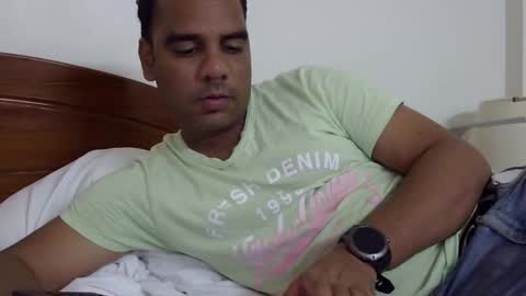 Snapshot of luckyfinalone chatting on 09/23/25, 09:51 luckyfinalone online show from 09/23/25, 09:51