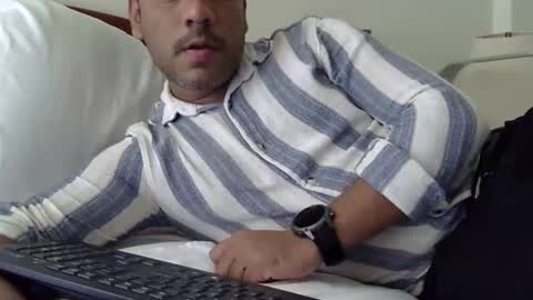 Snapshot of luckyfinalone chatting on 09/29/25, 06:57 luckyfinalone online show from 09/29/25, 06:57