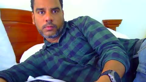 Snapshot of luckyfinalone chatting on 10/09/25, 04:16 luckyfinalone online show from 10/09/25, 04:16