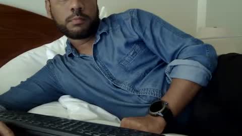 luckyfinalone online show from 11/19/25, 08:31