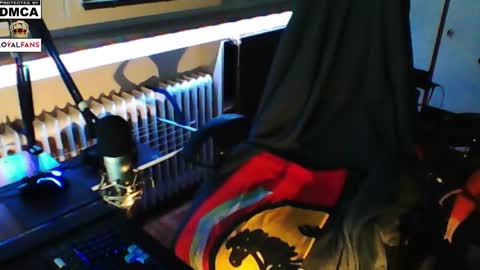 Snapshot of luckyfreak1 chatting on 02/14/25, 03:15 call me Stefan online show from 02/14/25, 03:15