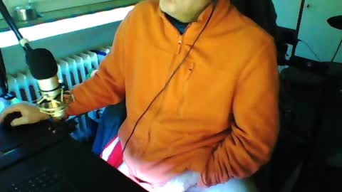 Snapshot of luckyfreak1 chatting on 03/21/26, 08:19 call me Stefan online show from 03/21/26, 08:19