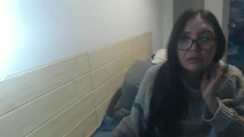 Snapshot of luckyisa chatting on 02/18/26, 10:06 angelisa online show from 02/18/26, 10:06
