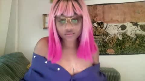 Snapshot of luckylaci777 chatting on 10/09/25, 05:22 luckylaci777 online show from 10/09/25, 05:22