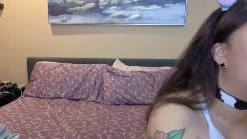 Snapshot of luckylee1992 chatting on 10/12/25, 03:27 luckylee1992 online show from 10/12/25, 03:27