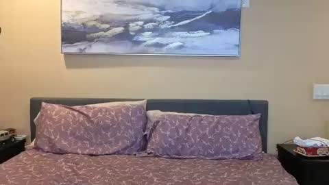 Snapshot of luckylee1992 chatting on 10/21/25, 06:03 luckylee1992 online show from 10/21/25, 06:03