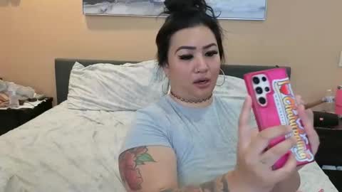 Snapshot of luckylee1992 chatting on 03/28/26, 03:39 luckylee1992 online show from 03/28/26, 03:39